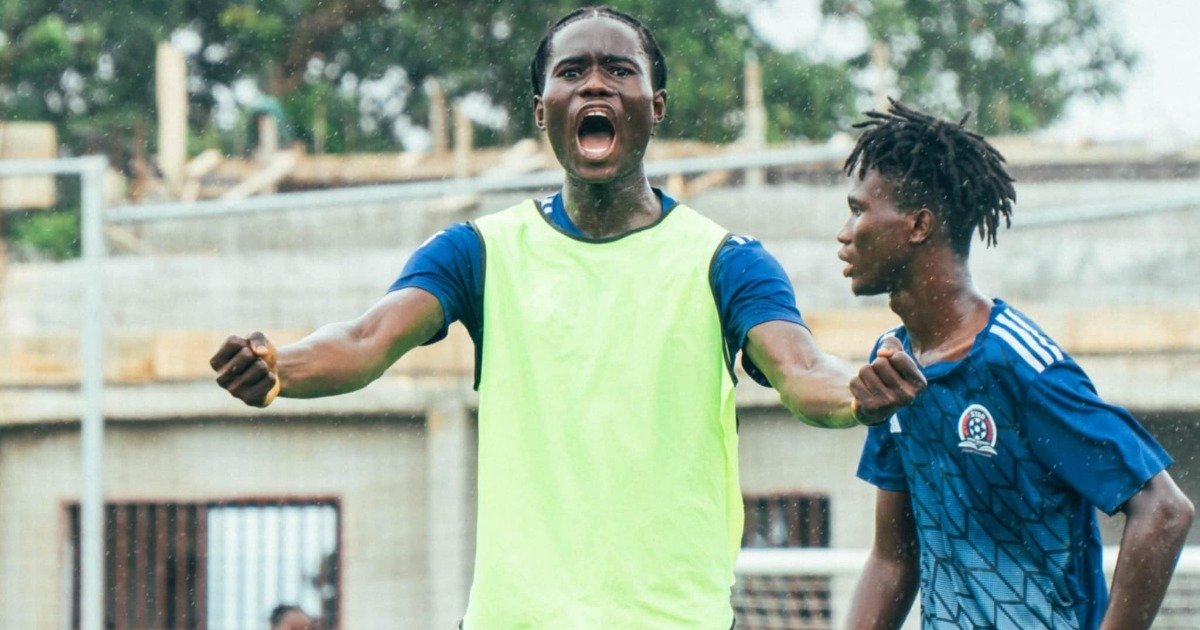 In Pictures - Monday's training ahead of our next League contest