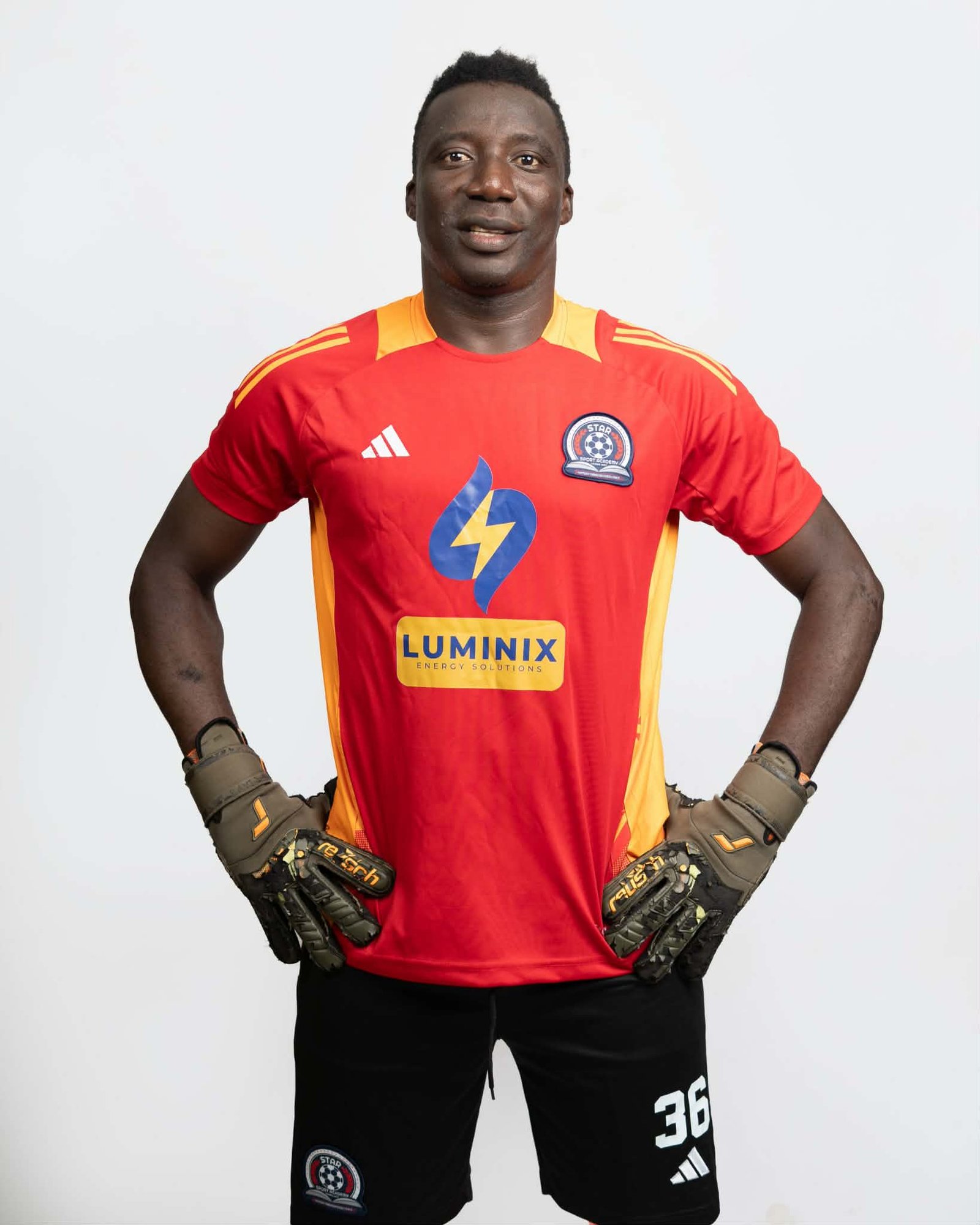 Keeper Isaac Caulker No 36